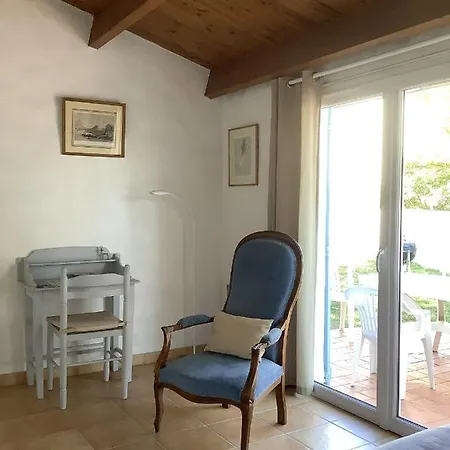 Maison 4 Adultes Et 4 Enfants - 250m De La