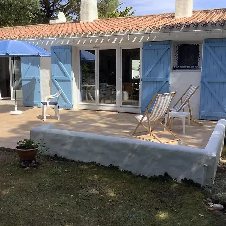 Maison 4 Adultes Et 4 Enfants - 250m De La بيت للعطل *