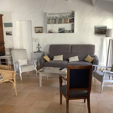 Maison 4 Adultes Et 4 Enfants - 250m De La