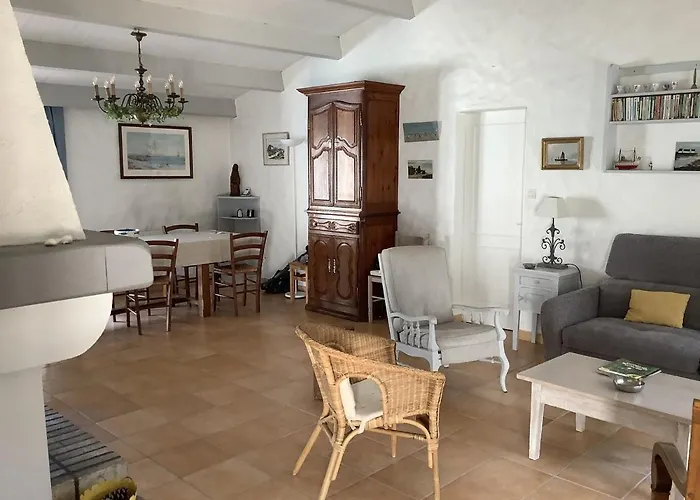 بيت للعطل Maison 4 Adultes Et 4 Enfants - 250m De La *