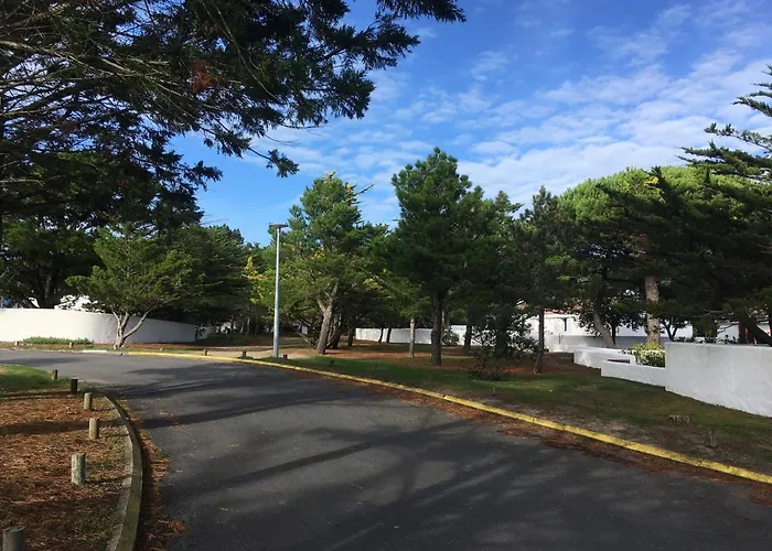 Maison 4 Adultes Et 4 Enfants - 250m De La La Guérinière